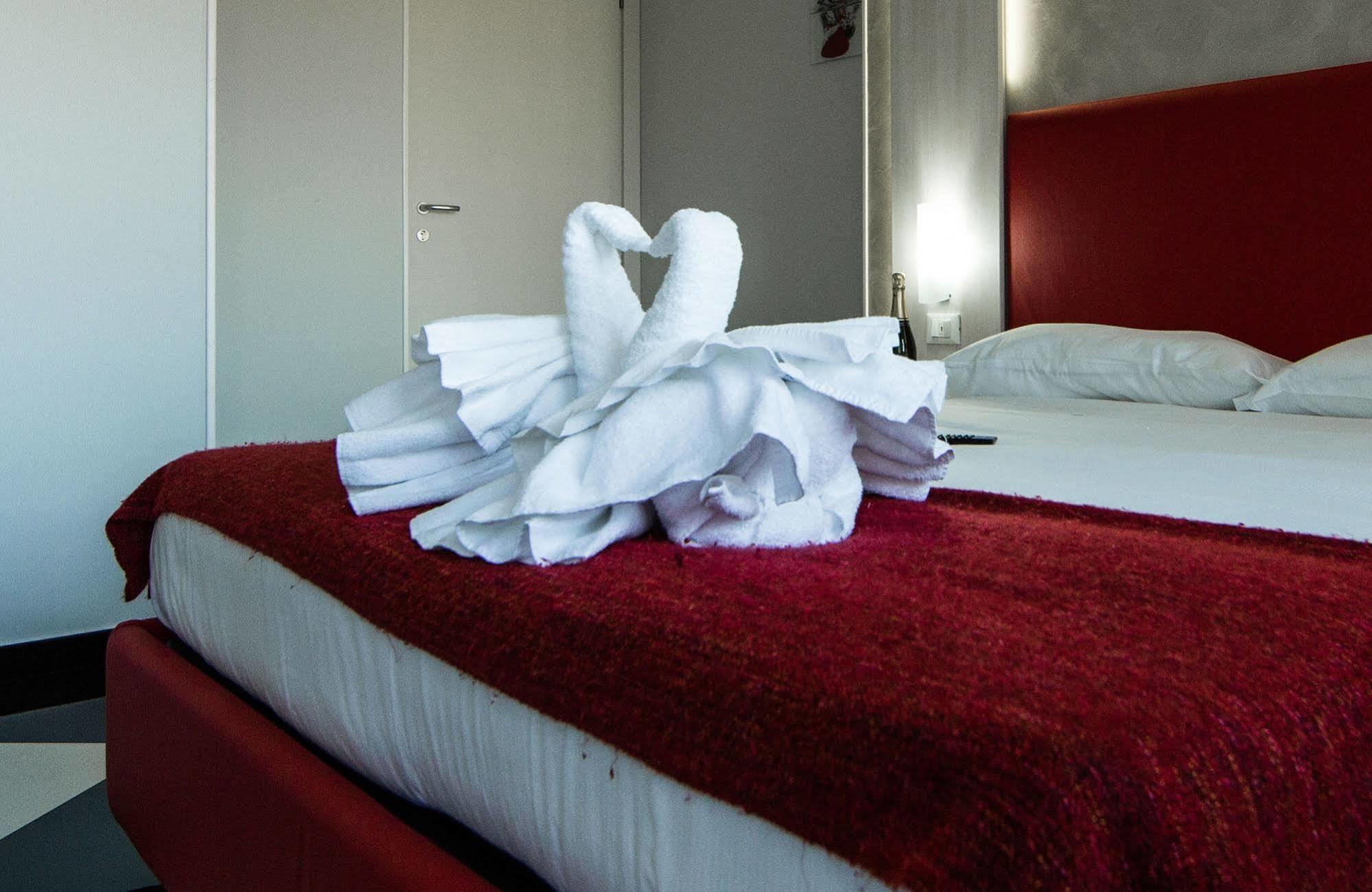Heart Of Rome Rooms Exterior photo